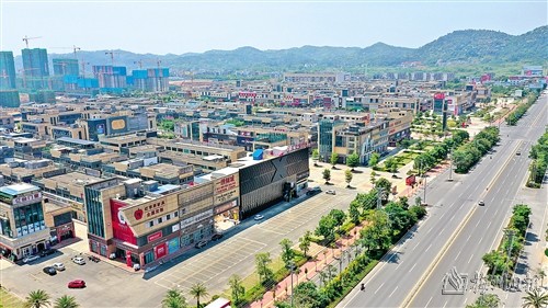 兴宁市主动融入服务"双区"建设打造宜业宜居宜游的梅州副中心城市.